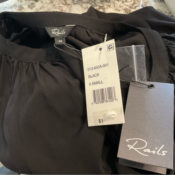 Rails Mirabelle Oversized Black Top NWT - Picture 7 of 8